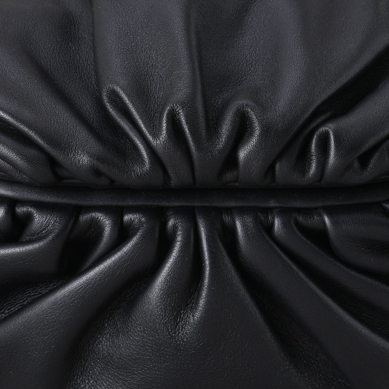 BOTTEGA VENETA(USED)보테가베네타 만두 체인백